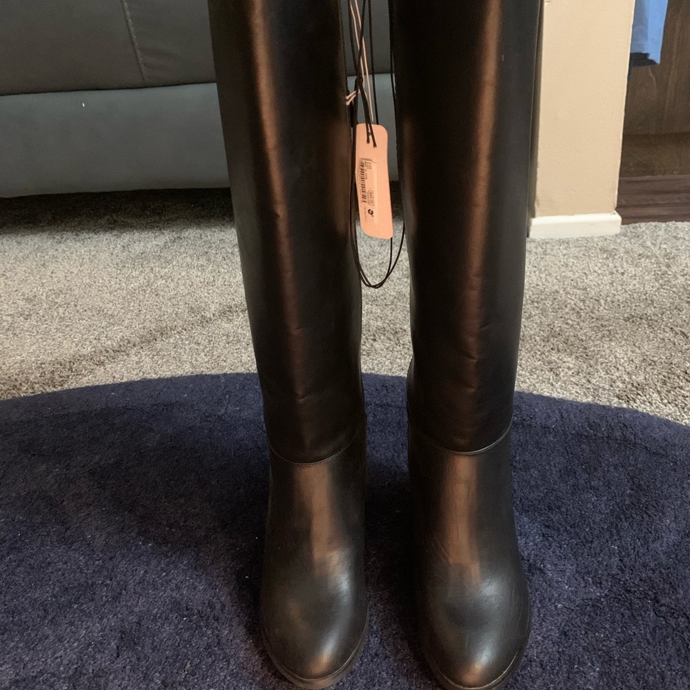 NEW Women's Charming Charlie Black Knee-High Boots